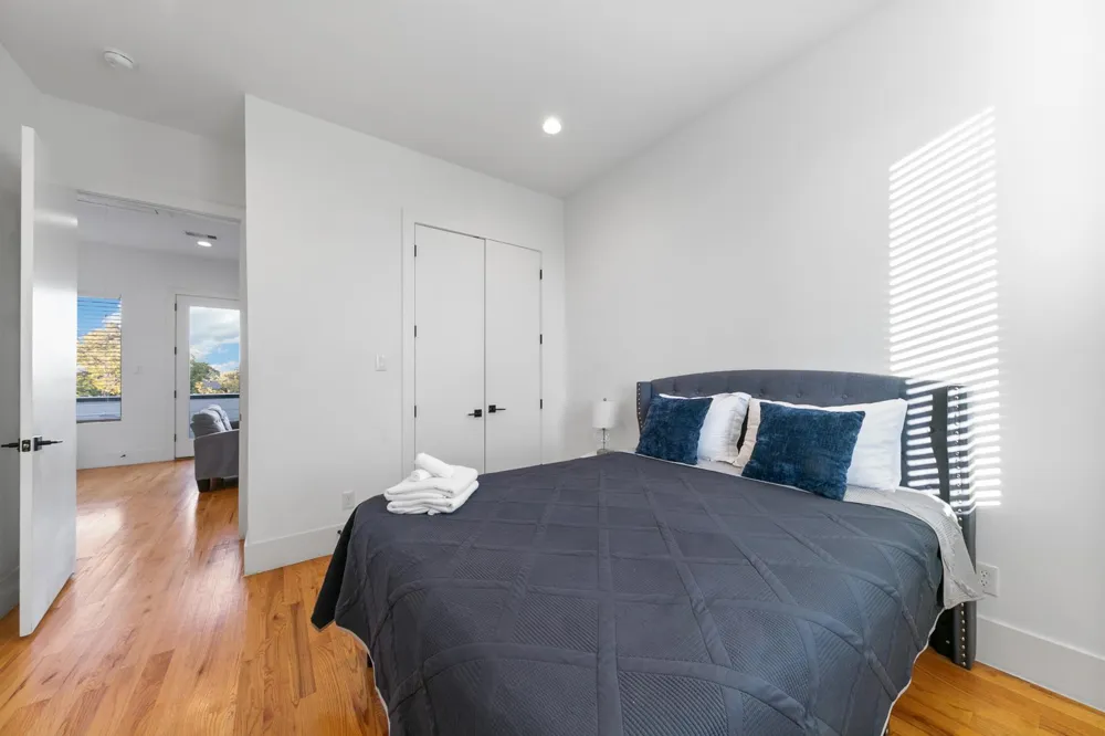 606 Oakley Street Houston, TX 77006