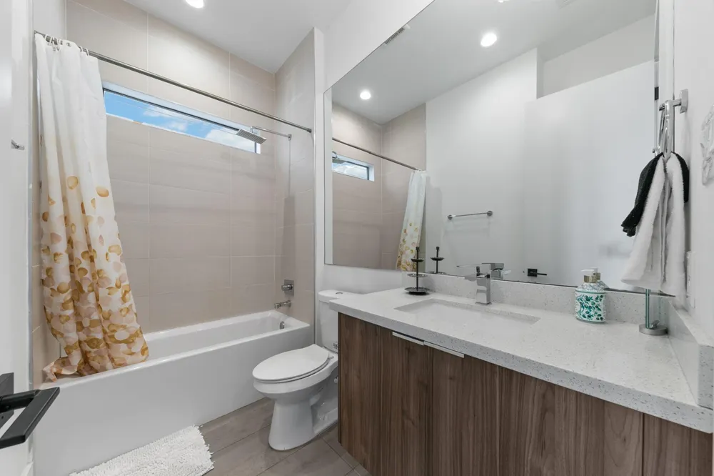 606 Oakley Street Houston, TX 77006