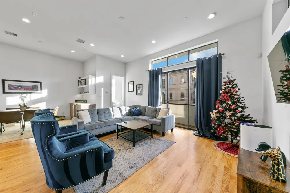 606 Oakley Street Houston, TX 77006