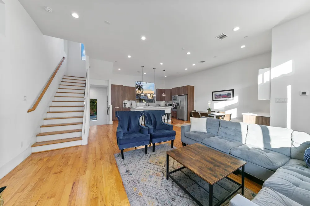 606 Oakley Street Houston, TX 77006