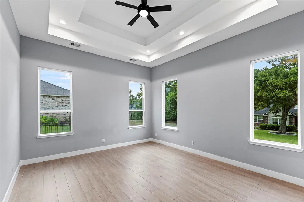 250 Hampton Glen Road Montgomery, TX 77356