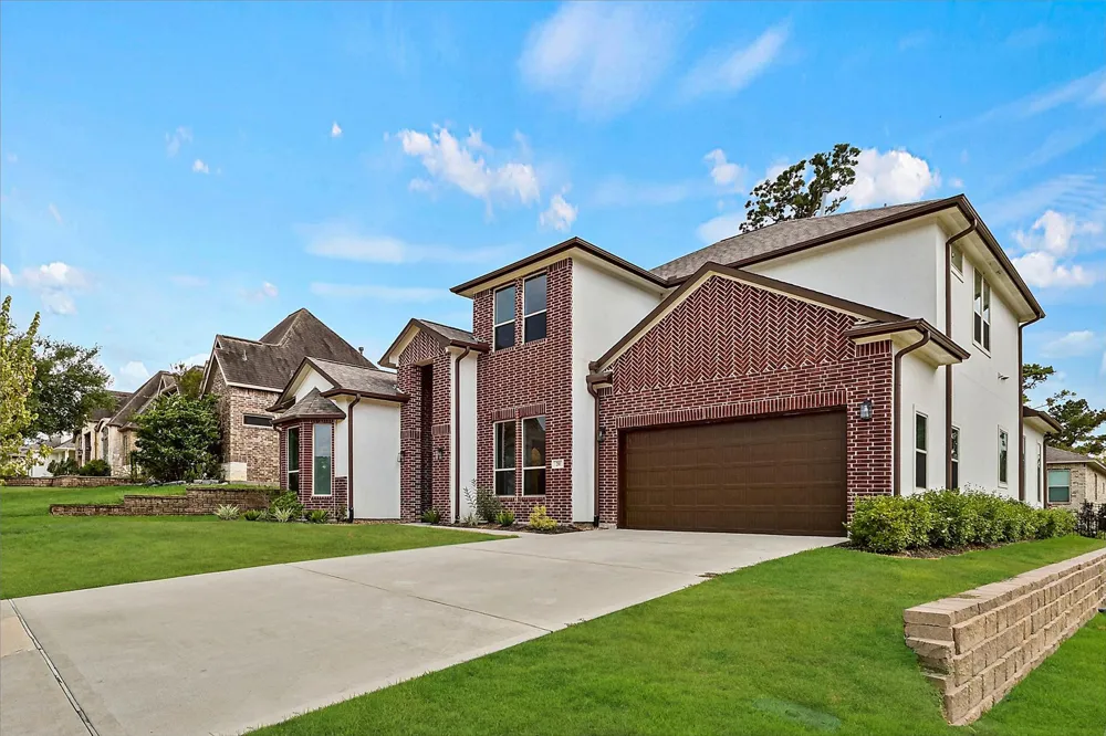 250 Hampton Glen Road Montgomery, TX 77356