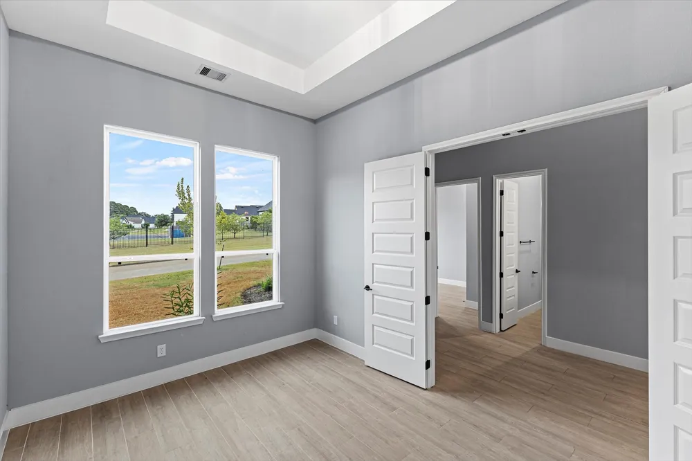 250 Hampton Glen Road Montgomery, TX 77356