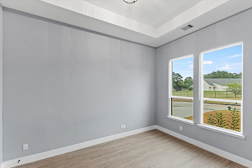 250 Hampton Glen Road Montgomery, TX 77356