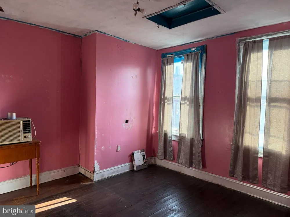 513 S LEHIGH STREET Baltimore, MD 21224