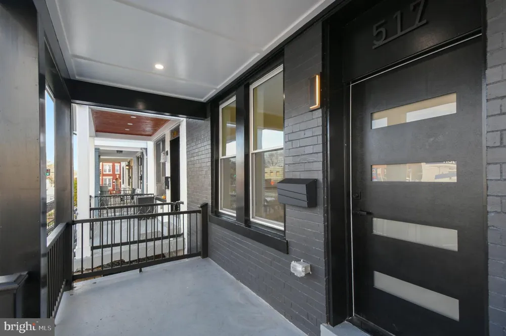 517 FLORIDA AVENUE NE Washington, DC 20002