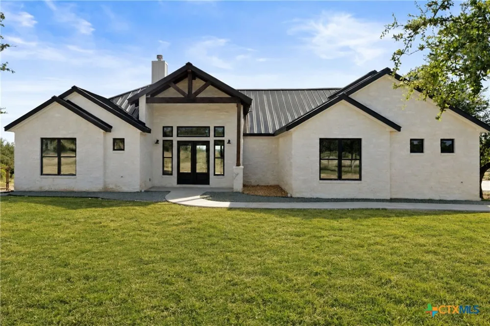 765 Legacy Hills Drive Johnson City, TX 78636