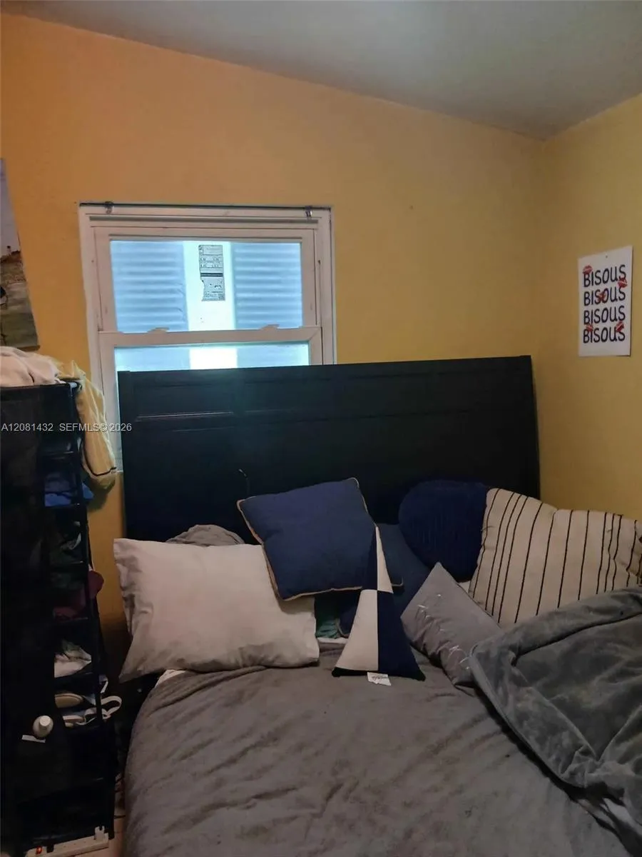 5424 BLUE GRASS ST Orlando, FL 32810