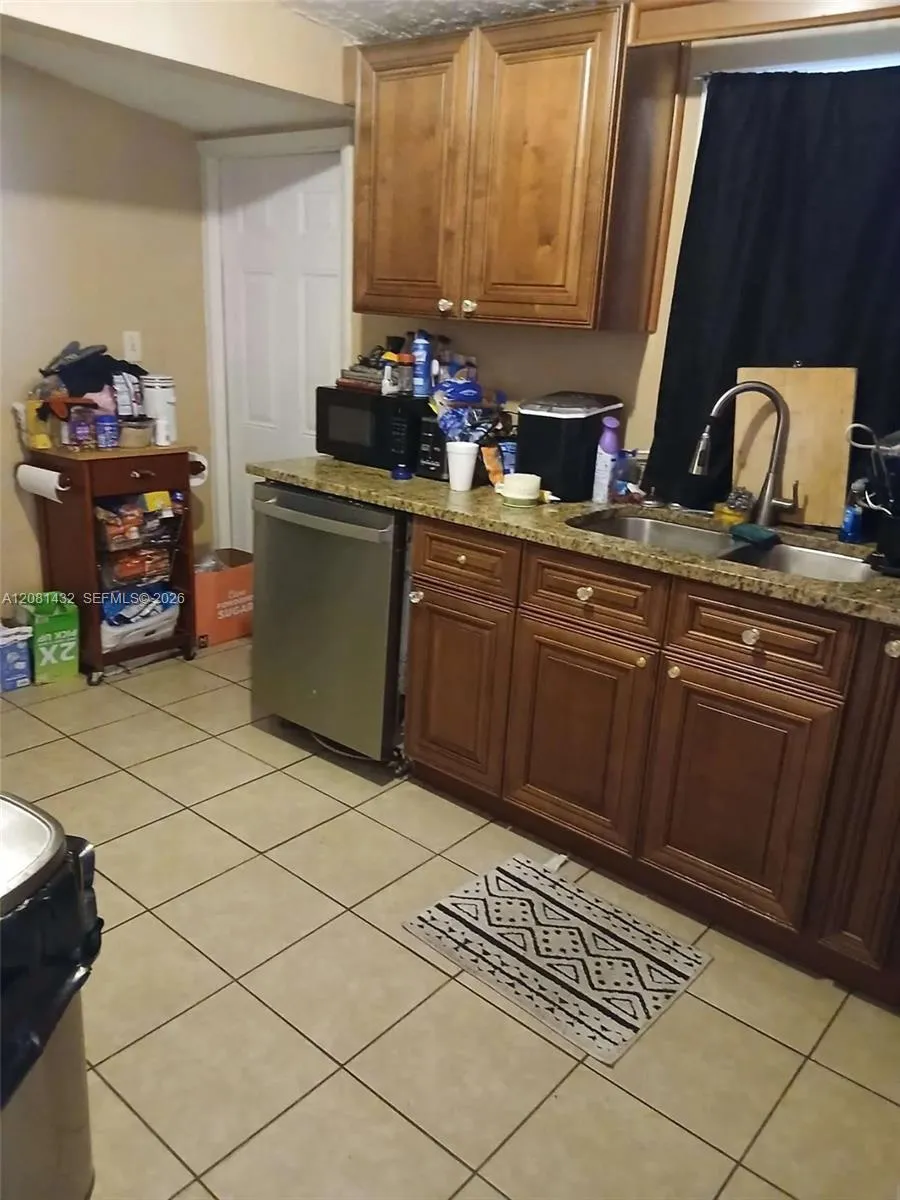 5424 BLUE GRASS ST Orlando, FL 32810