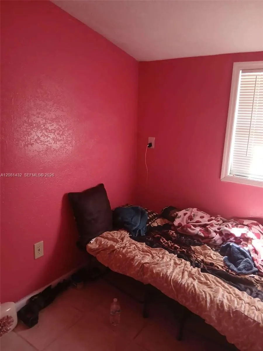 5424 BLUE GRASS ST Orlando, FL 32810