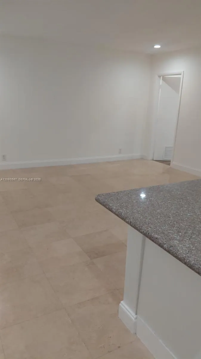 1429 SW 9th St #9 Fort Lauderdale, FL 33312