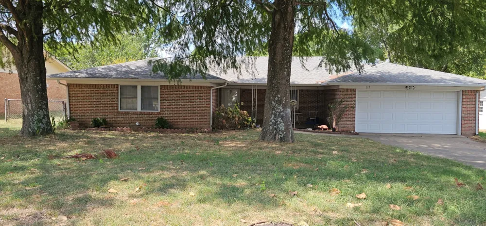 517 Webb Avenue Ada, OK 74820