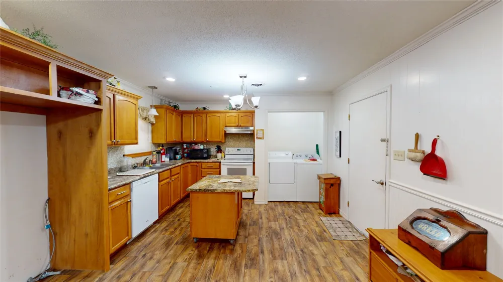 517 Webb Avenue Ada, OK 74820