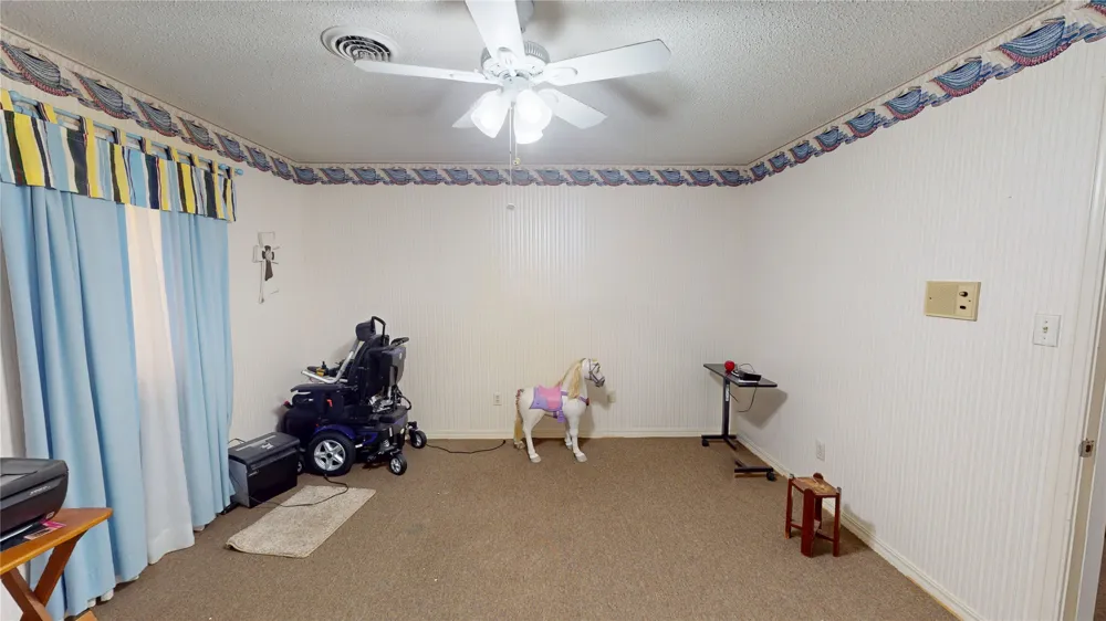 517 Webb Avenue Ada, OK 74820