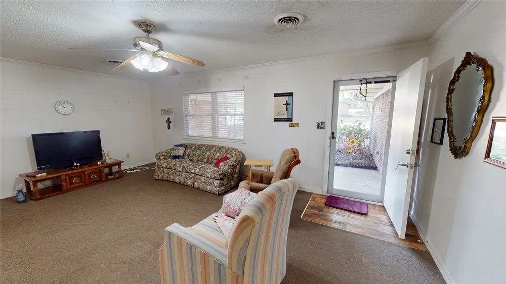 517 Webb Avenue Ada, OK 74820