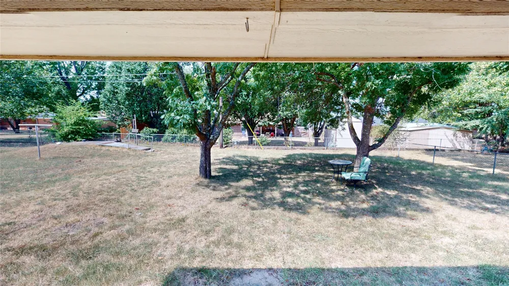 517 Webb Avenue Ada, OK 74820