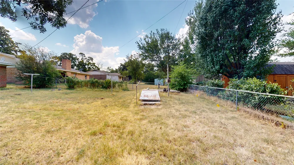 517 Webb Avenue Ada, OK 74820