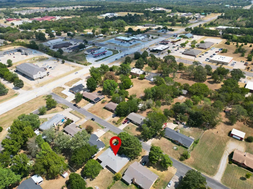 517 Webb Avenue Ada, OK 74820