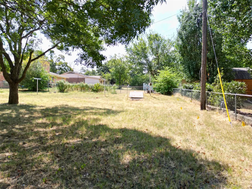 517 Webb Avenue Ada, OK 74820