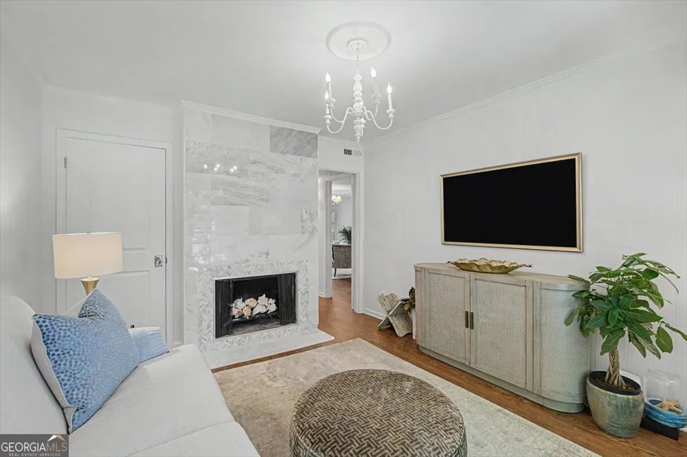 5400 Roswell RD Sandy Springs, GA 30342