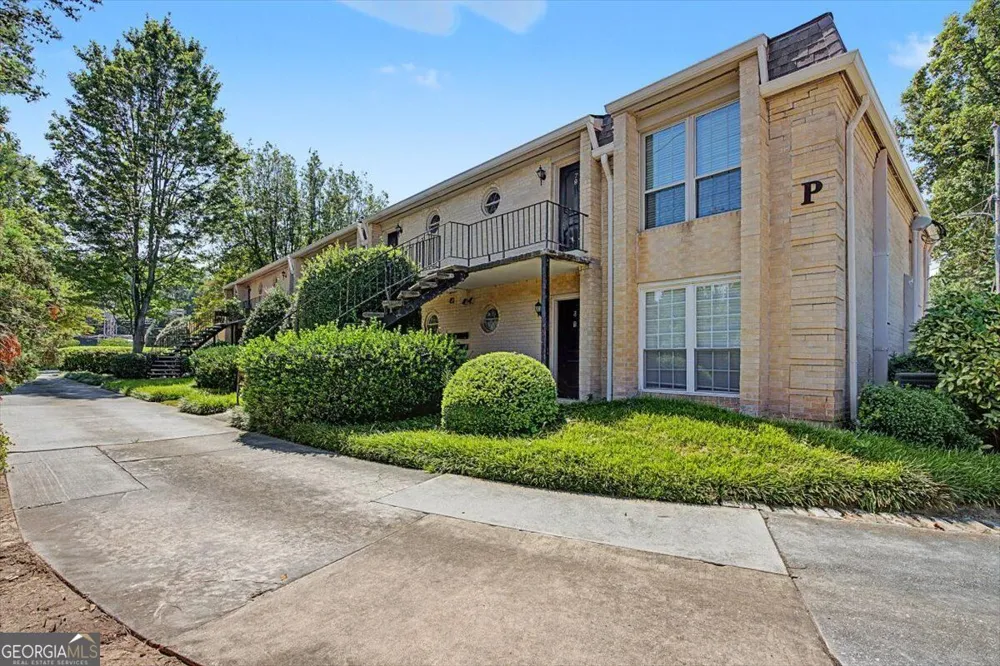 5400 Roswell RD Sandy Springs, GA 30342