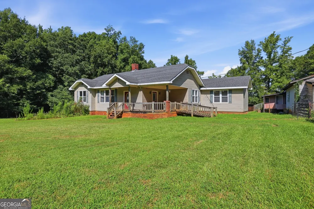 1100 Bodie Rayle RD Elberton, GA 30635