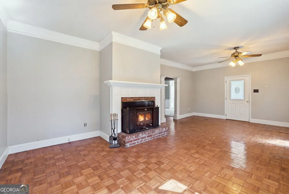 1100 Bodie Rayle RD Elberton, GA 30635
