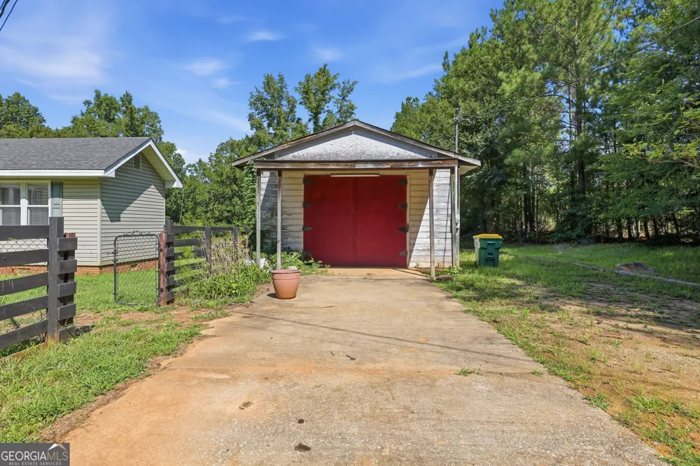 1100 Bodie Rayle RD Elberton, GA 30635