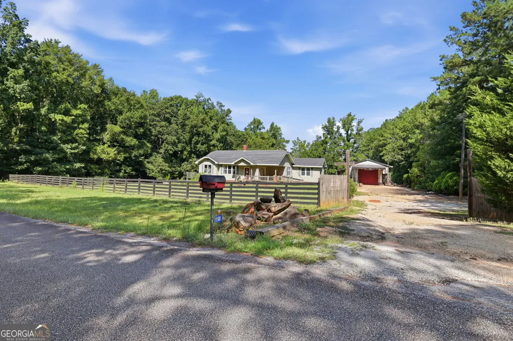 1100 Bodie Rayle RD Elberton, GA 30635
