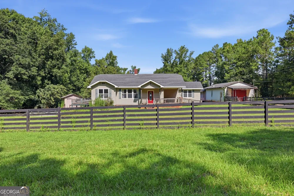 1100 Bodie Rayle RD Elberton, GA 30635