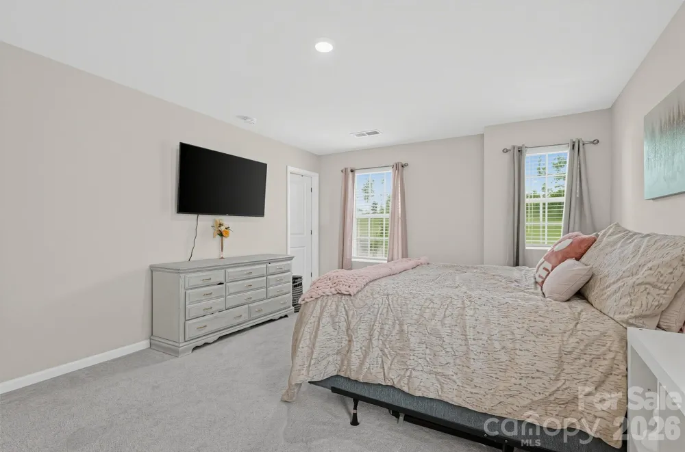 9830 Old Garden Circle Gastonia, NC 28056