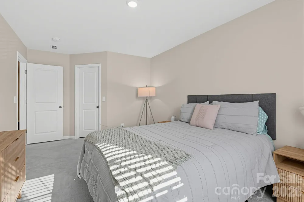 9830 Old Garden Circle Gastonia, NC 28056
