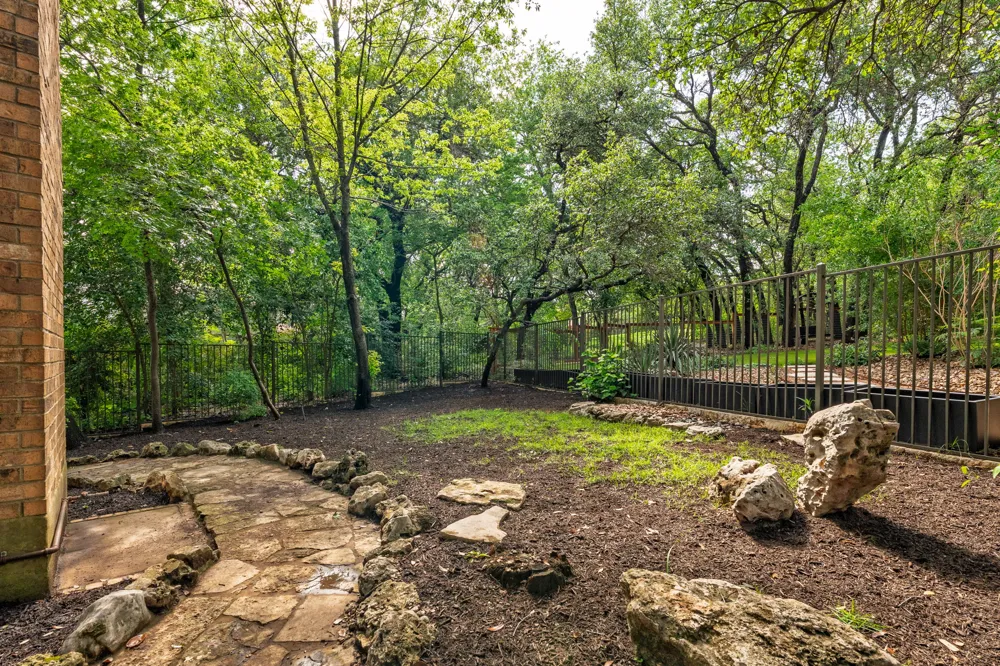 6411 Johanne Court Austin, TX 78750