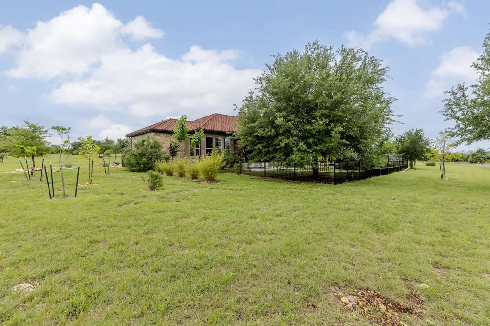 128 Strada Luca Florence, TX 76527