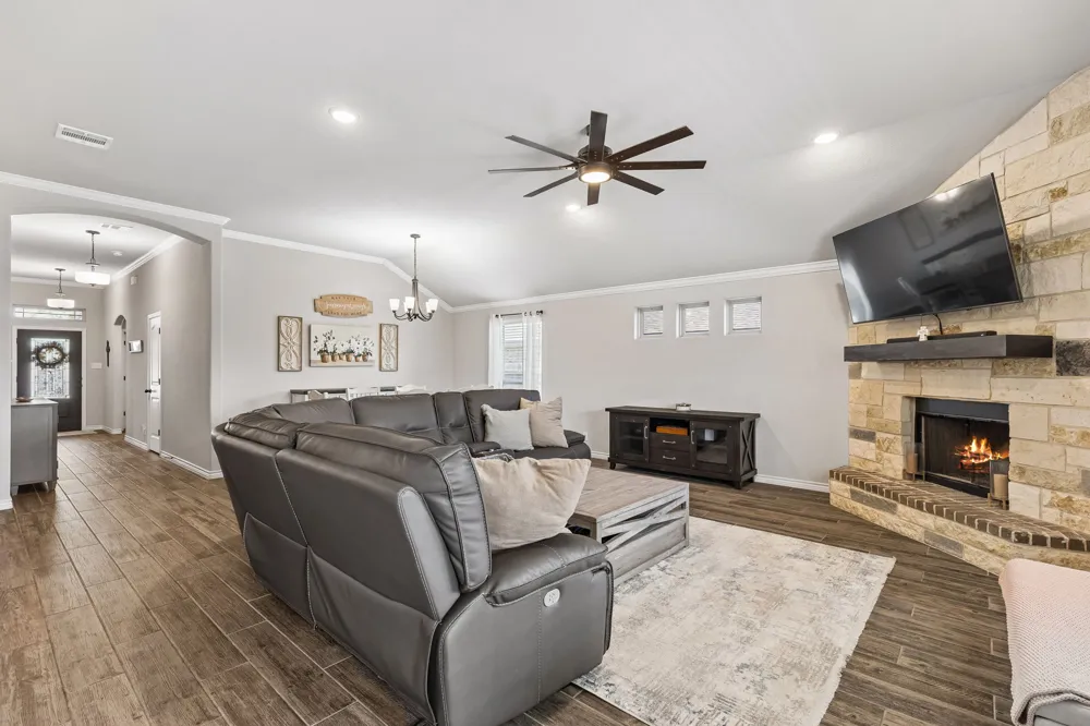 3317 James Ridge Drive Belton, TX 76513
