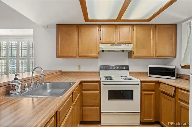 1921 S Balsam Street Denver, CO 80227