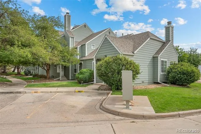 1921 S Balsam Street Denver, CO 80227