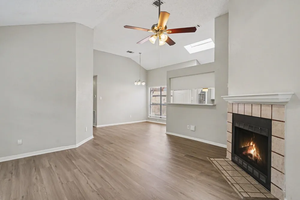 4747 Poppy Drive E Fort Worth, TX 76137