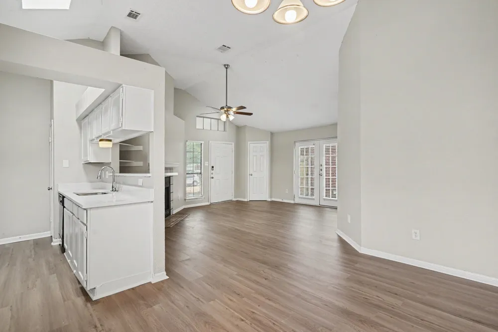 4747 Poppy Drive E Fort Worth, TX 76137