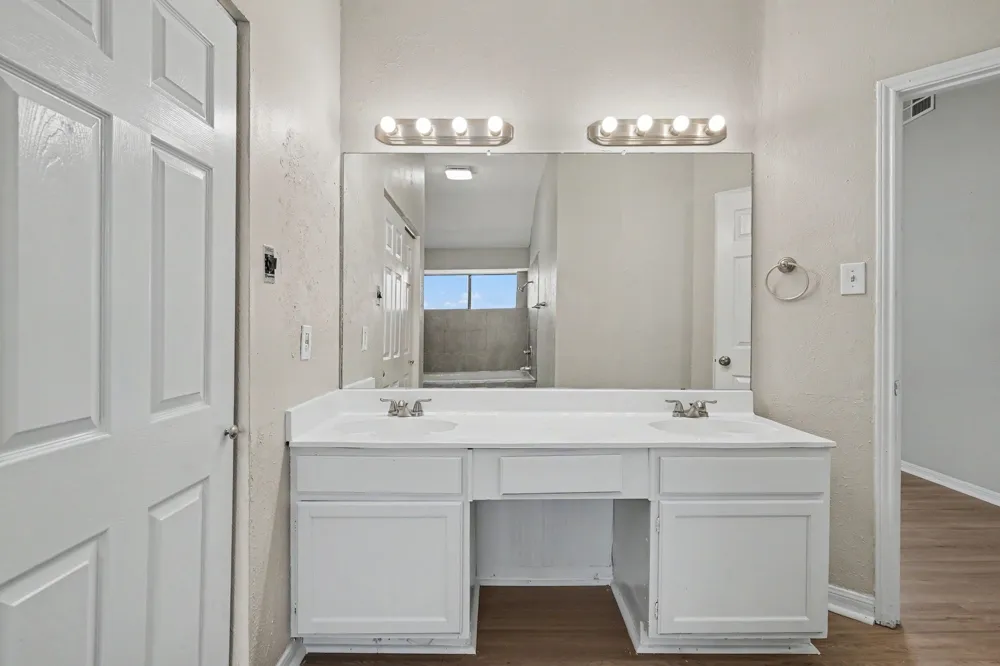 4747 Poppy Drive E Fort Worth, TX 76137