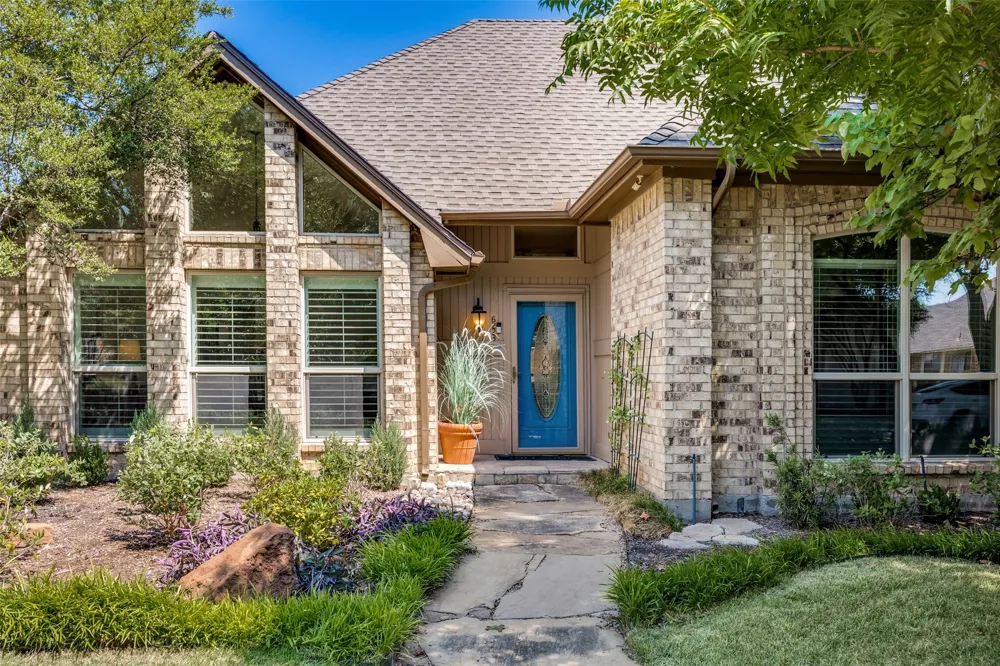 6223 Fox Trail Dallas, TX 75248