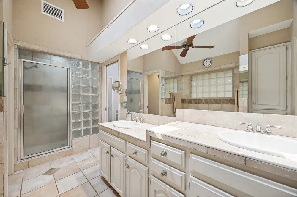 6223 Fox Trail Dallas, TX 75248