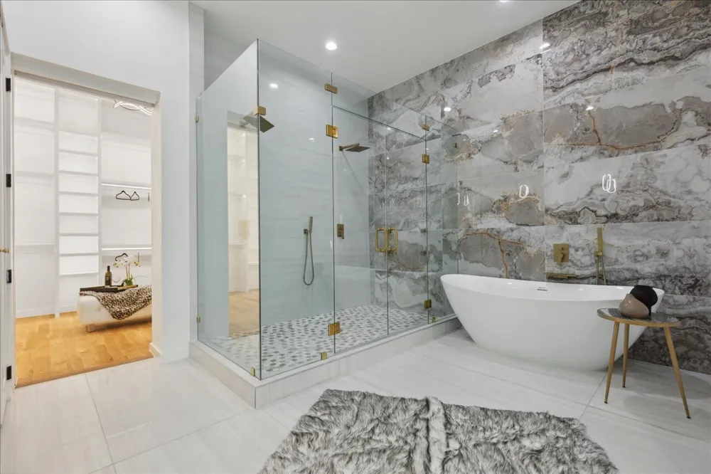 3828 Eaton Drive Dallas, TX 75220