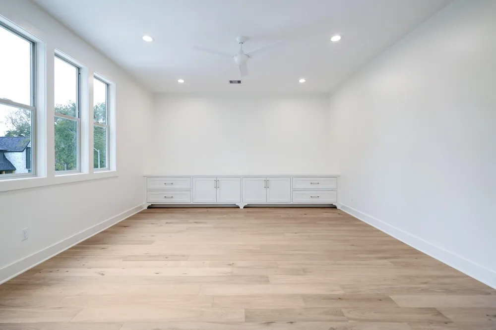 2031 Saxon Drive Houston, TX 77018