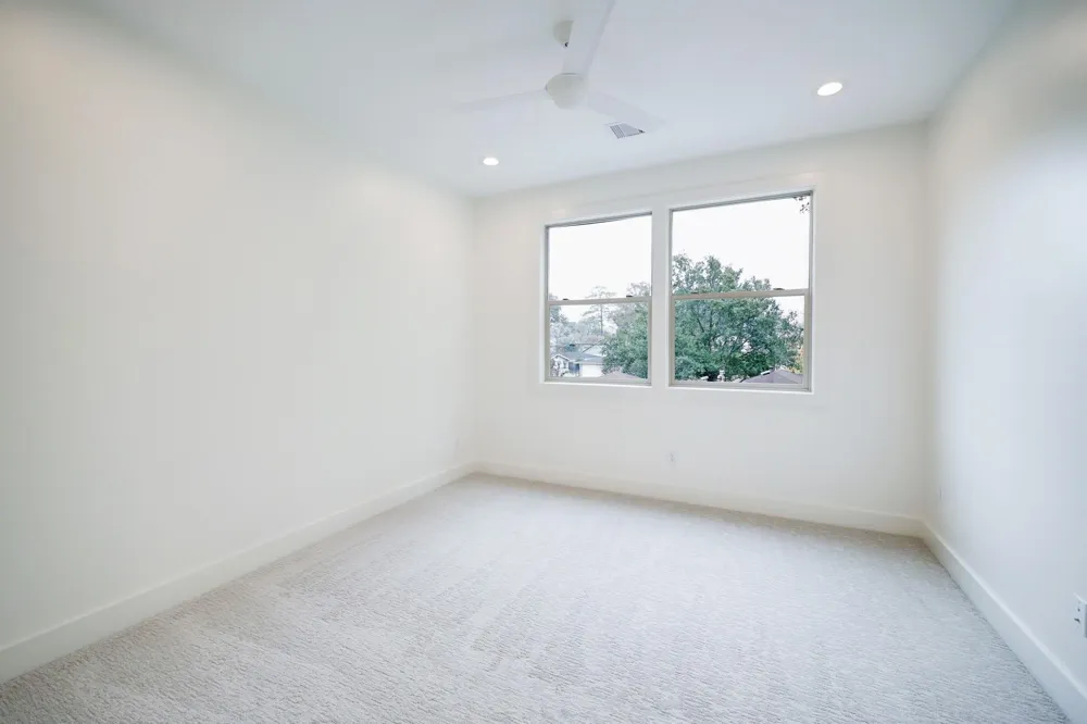 2031 Saxon Drive Houston, TX 77018