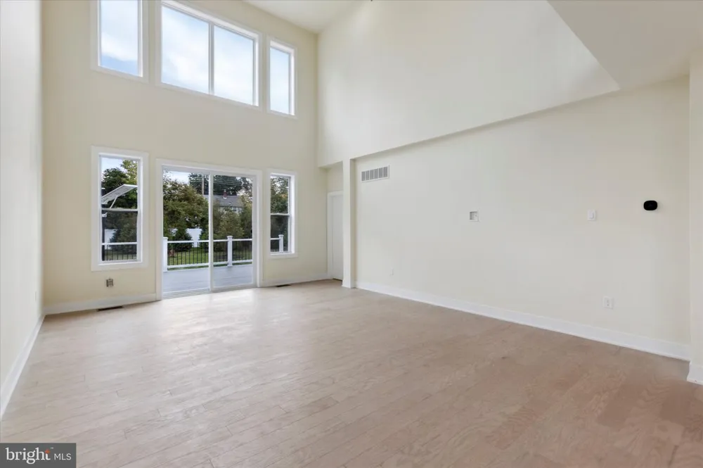 674 LEVERING STREET Blue Bell, PA 19422