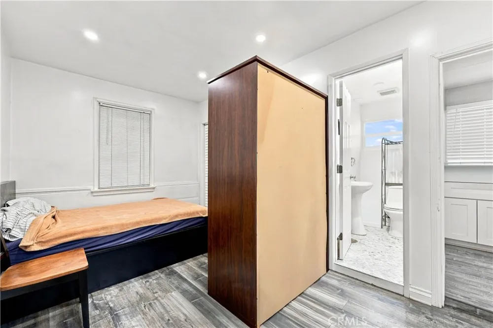 14138 Lemay Street Van Nuys, CA 91405