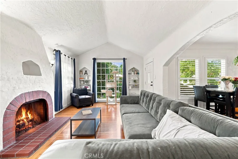 14138 Lemay Street Van Nuys, CA 91405