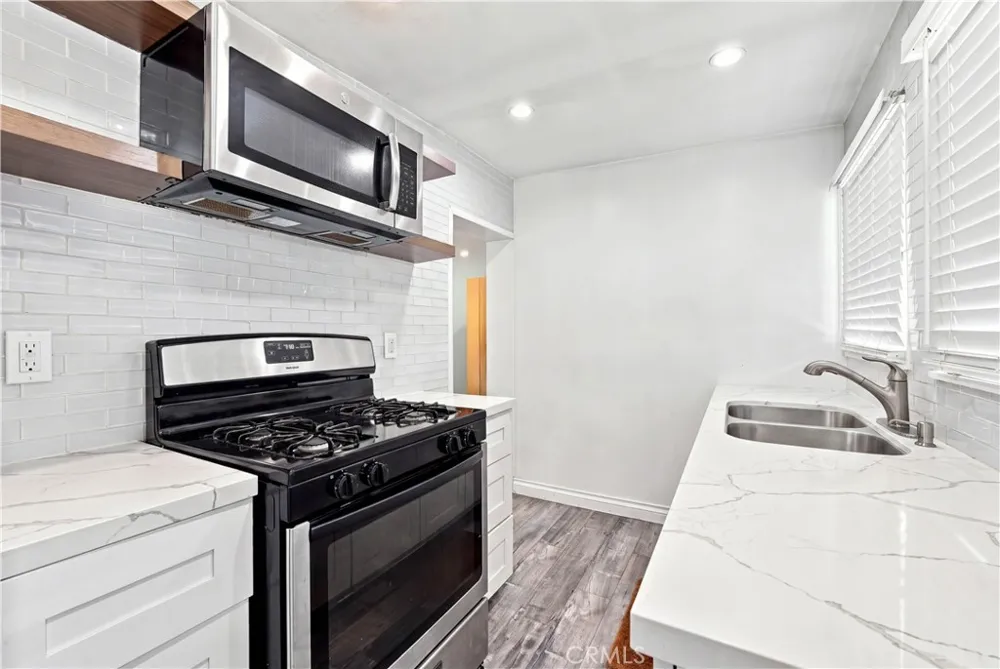 14138 Lemay Street Van Nuys, CA 91405
