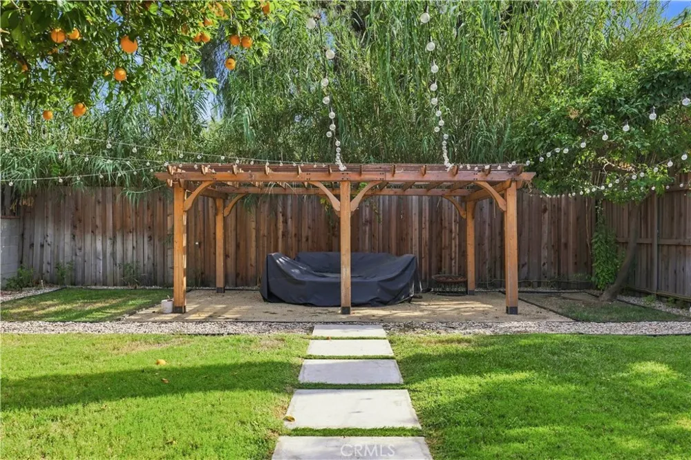 14138 Lemay Street Van Nuys, CA 91405